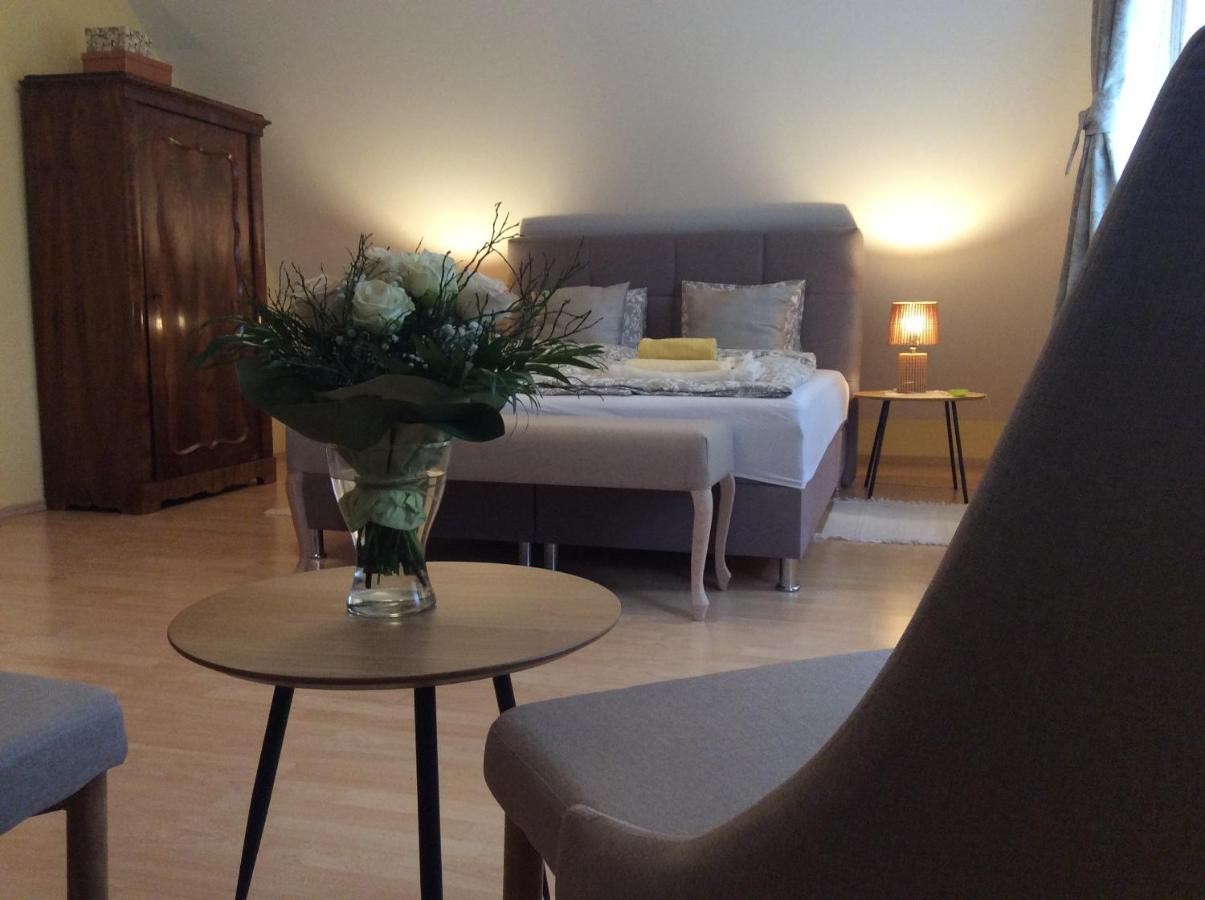 Apartments For Rent Near Budapest Etyek Exterior photo