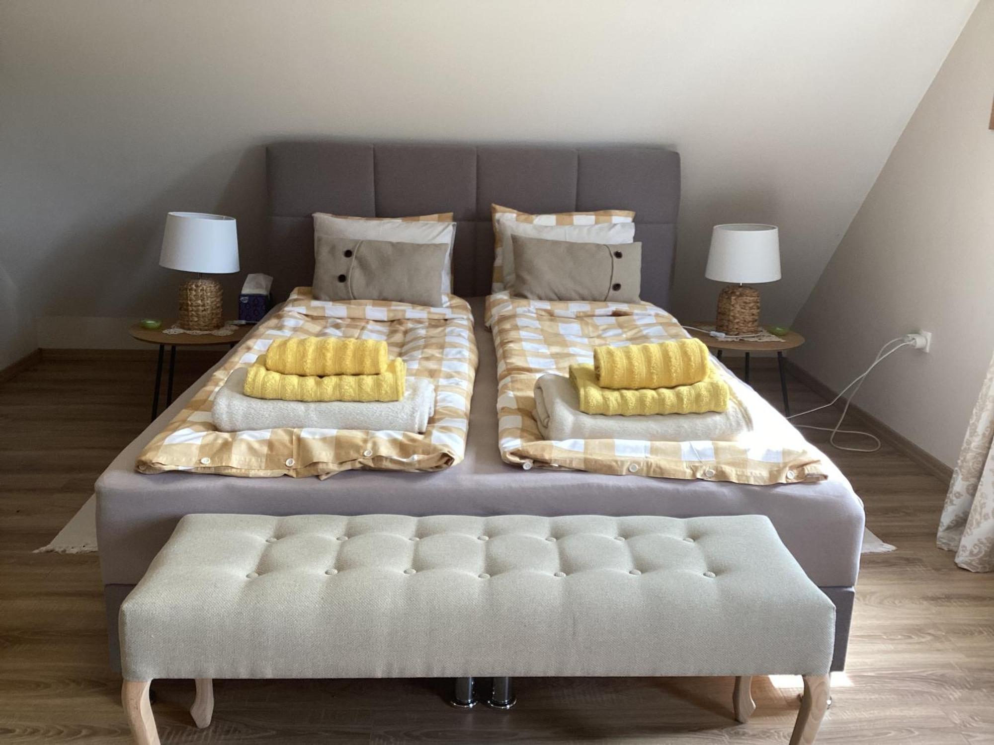 Apartments For Rent Near Budapest Etyek Exterior photo